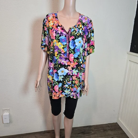 Johnny Was Wild Bloom FLUTTER SLEEVE HENLEY Woman’s Size 2x - Picture 4 of 16